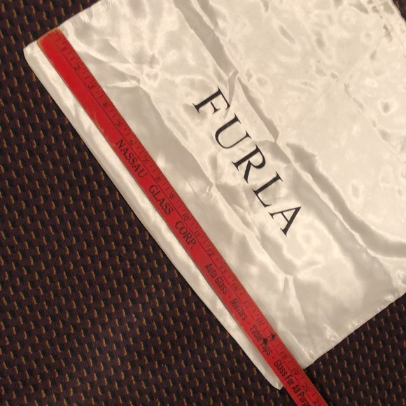 Authentic faux silk FURLA large dust bag - Picture 5 of 6
